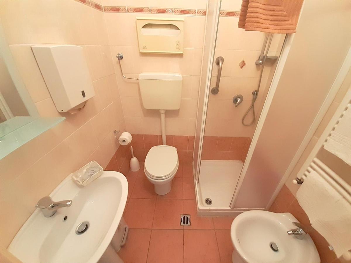 Albergo In Centro Turin Luaran gambar